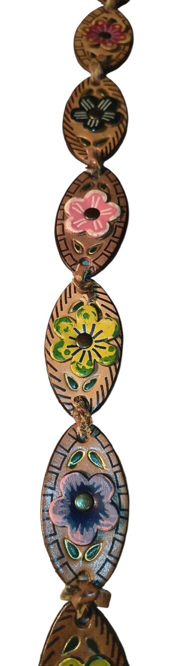Leather link belt featuring hand-tooled, brightly painted floral medallions Boho - Picture 7 of 10